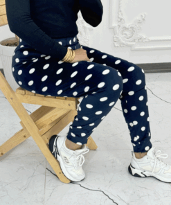 شلوار مخمل خالدار